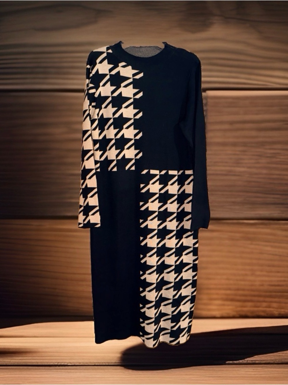 Nina Leonard Black & Cream Houndstooth Long Sleeve Knit Midi Dress-XL-EC